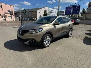Renault Kadjar TCe 130 XMOD*Panorama*Nav*Leder*PDC*2.Hd*