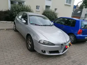 Alfa Romeo 147 5p 1.6 ts Impression 105cv
