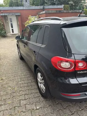 Volkswagen Tiguan 1.4 TSI BlueMotion Technology Trend  Fun Bild 4