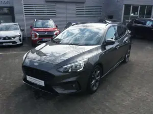 Ford Focus Focus Turnier 1.5 EcoBoost Schiebdach AT TITANIUM