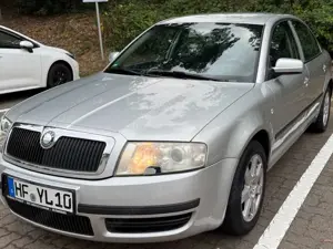 Skoda Superb Superb 2.0Classic Bild 2