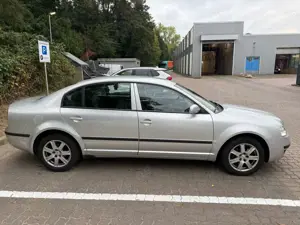 Skoda Superb Superb 2.0Classic Bild 3