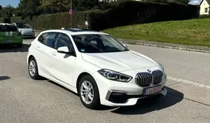 BMW 118 i LuxuryNavi-SHZ-PDC-Pano-Leder-LED-Unfallfre Bild 3