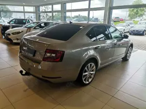 Skoda Octavia 1.8 16V TSI Style LED|AHK|SHZ Bild 5