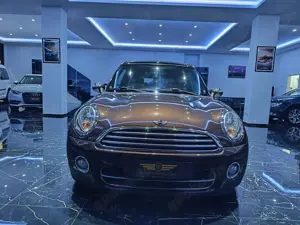 MINI Cooper D Clubman Bild 2