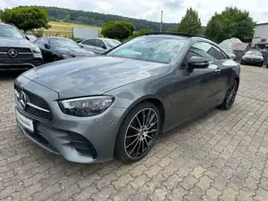 Mercedes-Benz E 200 4Matic COUPE AMG PANO WIEDE AMBI MEM BURM