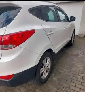 Hyundai TUCSON Tucson 2.0 4WD GLS