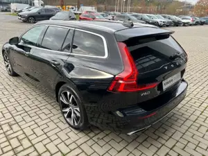 Volvo V60 Inscription Expression Recharge Plug-In Hybrid AWD Bild 5