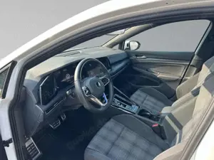 Volkswagen Golf VIII GTE 1.4 eHybrid Bild 3