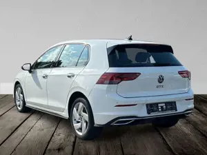 Volkswagen Golf VIII GTE 1.4 eHybrid Bild 2
