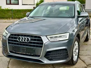 Audi Q3 1.4 16V TFSI ACT Sport * 1.-Hand * Automatik