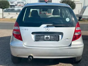 Mercedes-Benz A 150 A -Klasse A 150 Automatik Klima Tüv Bild 5