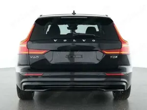 Volvo V60 T8 Ultra Dark Plug-In Hybrid AWD  360° BW Bild 3