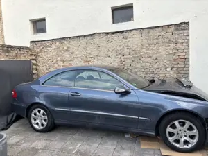 Mercedes-Benz CLK 200 Coupe Kompressor Elegance Unfallauto