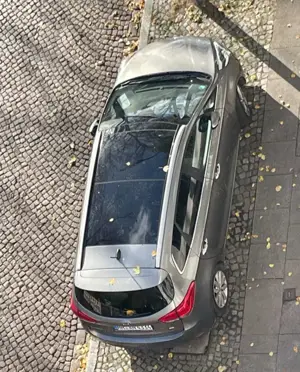 Kia Carens CRDi DPF LX