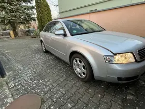 Audi A4 1.6