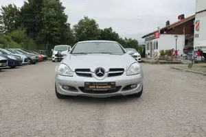 Mercedes-Benz SLK 200 AIRSCARF SHZ KLIMATRONIC LEDER Bild 2