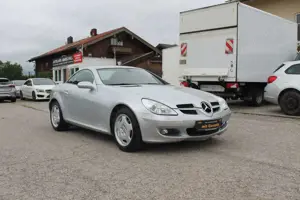 Mercedes-Benz SLK 200 AIRSCARF SHZ KLIMATRONIC LEDER Bild 3