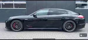 Porsche Panamera GTS PDK