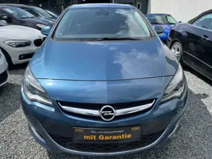 Opel Astra J Innovation*XENON*LKDHEIZ*NAVI*KLIMAAUT*S Bild 3