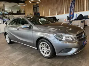 Mercedes-Benz A 180 7G-Aut. Style *2.HAND*SHZ*TEMPOMAT*EU6 Bild 3