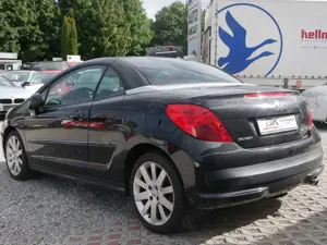 Peugeot 207 MOTORSCHADEN !  Sitzheizung Klimaautomatik AUX MP3 Bild 5