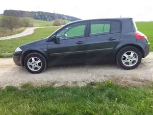 Renault Megane 1.6 Avantage Bild 2