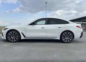 BMW 440 M440 i xDrive Gran Coupe M Sport Pro Bild 2