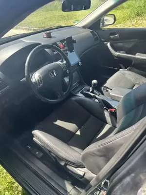 Honda Accord 2.2i-CTDi Executive Bild 4