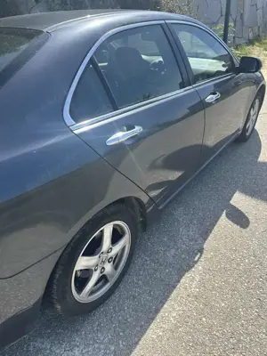 Honda Accord 2.2i-CTDi Executive Bild 3