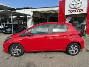 Toyota Yaris Hybrid 1.5 VVT-i Comfort Bild 2