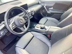 Mercedes-Benz A 180 Edition19 Klima Navi Widescreen Kamera PDC Bild 3
