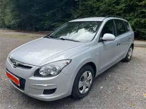 Hyundai i30 i30cw 1.4 Edition Plus Bild 2