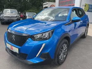 Peugeot 2008 Active Navi PDC Kamera Tempomat 1 Hand