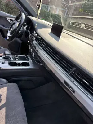 Audi Q7 3.0 TDI  Quattro 00491747604604