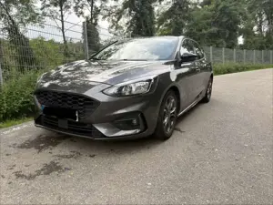 Ford Focus 1.5 EcoBoost Start-Stopp-System Aut. ST-LINE