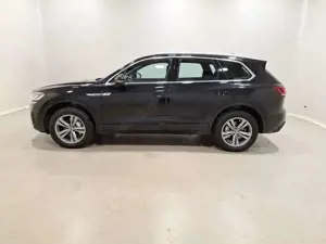 Volkswagen Touareg 3.0 V6 TDI R-Line 4Motion Winter|LED|HuD|Navi|Lede Bild 3