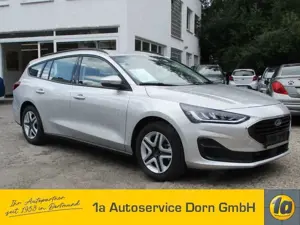 Ford Focus CoolConnect Turnier nur 7.000km! Navi*Winterpaket