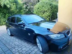 BMW 330 330d DPF Touring Aut. Edition Sport