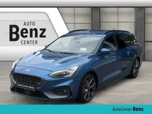 Ford Focus Tournier ST 2.3 Recaro*MIltek*LED*HEAD-UP* Klima