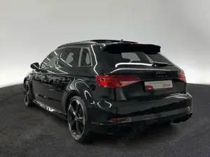 Audi RS3 S tr. MATRIX RFK ACC NAVI PANO Bild 3