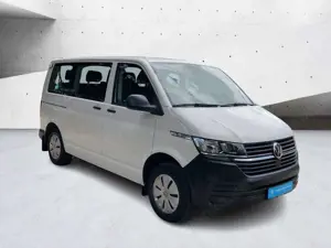 Volkswagen T6.1 Caravelle Trendline 2.0 TDI 9SITZE PDC Bild 5