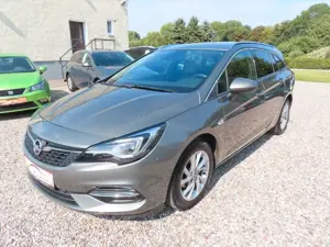 Opel Astra K Sports Tourer Elegance NAVI LEDER LMF SH