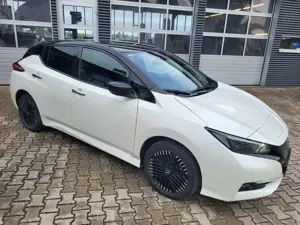 Nissan Leaf 59 kWh e+ Tekna Vollausstattung Bild 2