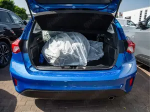 Ford Focus 1.5 EcoBoost Titanium LENKRADHZ. HUD Bild 5