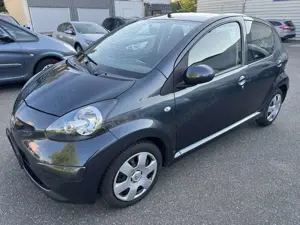 Toyota Aygo Cool. Klima .TÜV Neue