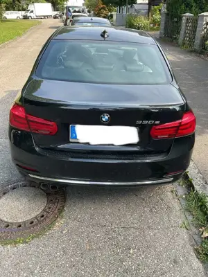 BMW 330 3er Hybrid PlugIn 330e iPerformance Luxury Line