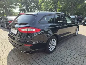 Ford Mondeo Turnier 2,0 TDCi Business Edition Bild 2