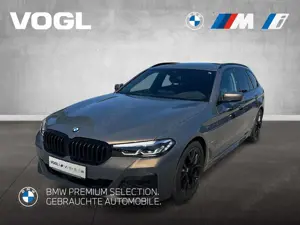 BMW 530 d xDrive Touring AHK SHZ HUD