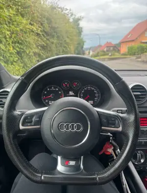 Audi A3 1.4 TFSI Sportback S Line Sportpaket plus Bild 5